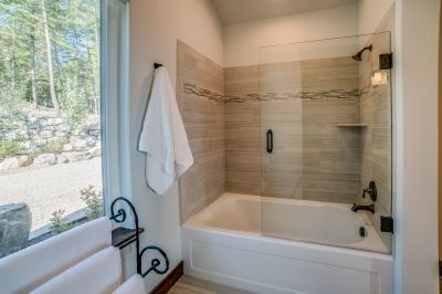 Bathtub Surround Installation